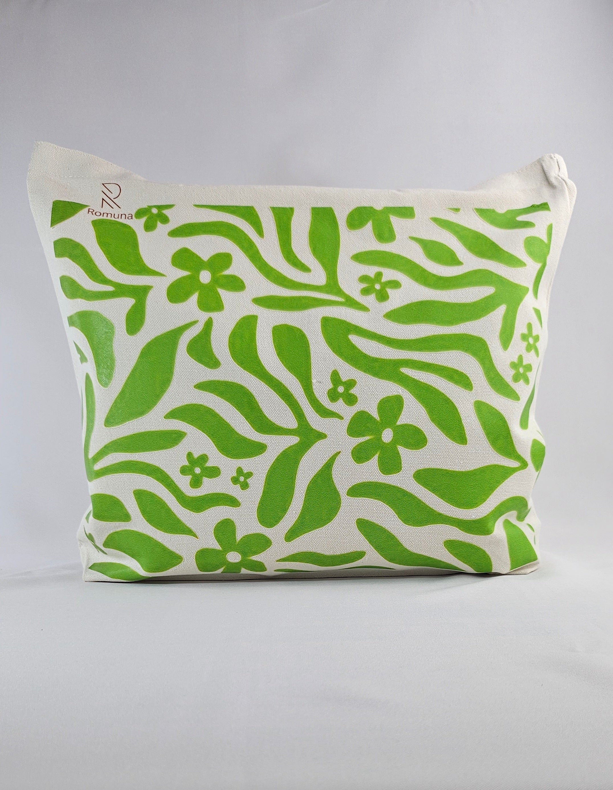 Tote Jade